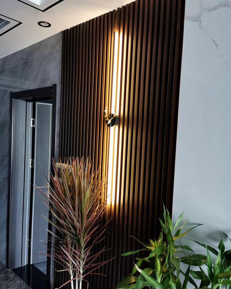Diff Long Bar Wall Sconce with Antler -DF6019