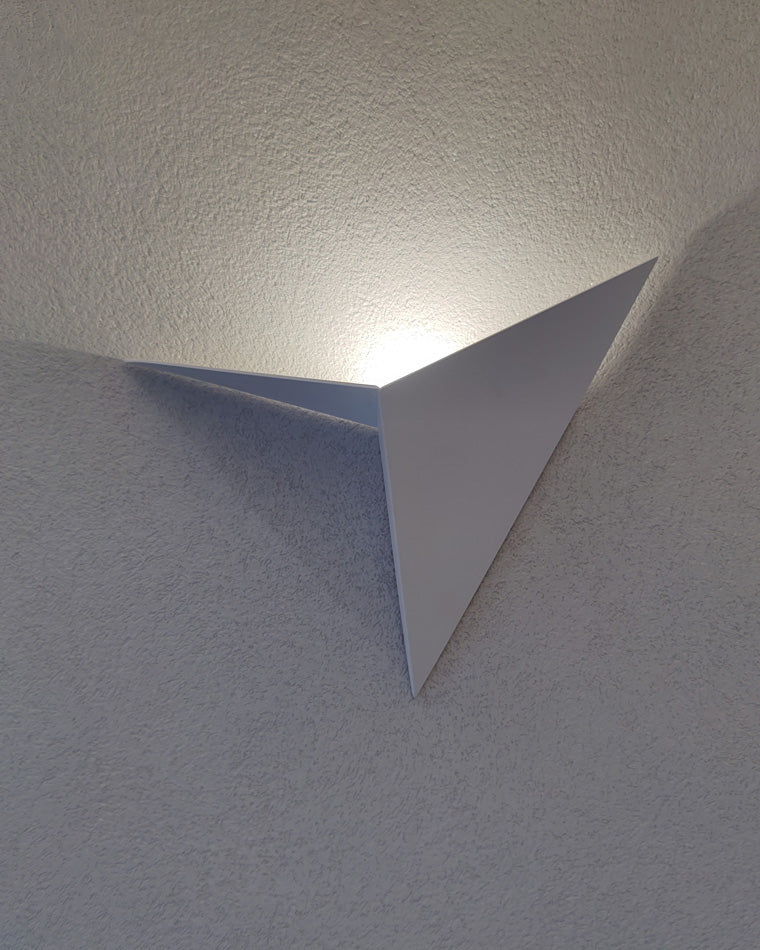 Diff Sculptural Accent Wall Sconce-DF6026
