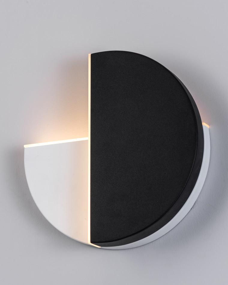 Diff Adjustable Black & White Round Disc Wall Lamps-DF6071