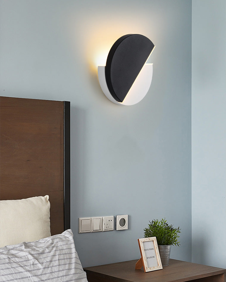 Diff Adjustable Black & White Round Disc Wall Lamps-DF6071