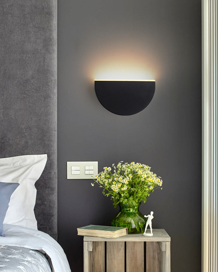 Diff Adjustable Black & White Round Disc Wall Lamps-DF6071