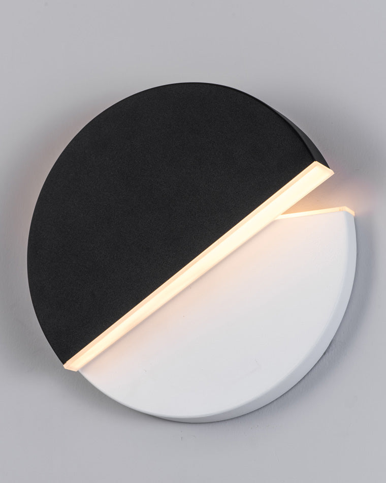 Diff Adjustable Black & White Round Disc Wall Lamps-DF6071