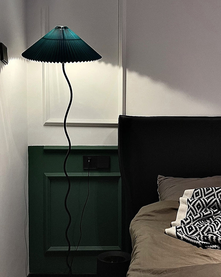 Diff Pleated Squiggle Floor Lamp-DF7011
