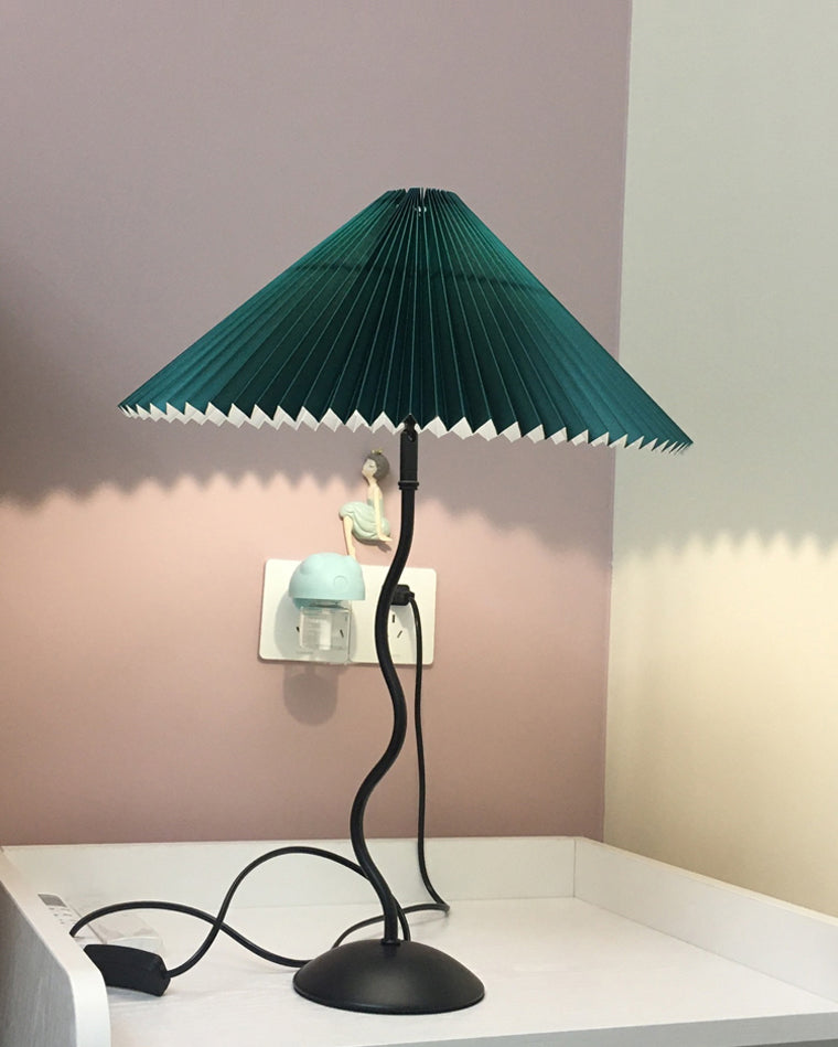 Diff Wavy Pleated Table Lamp-DF8001
