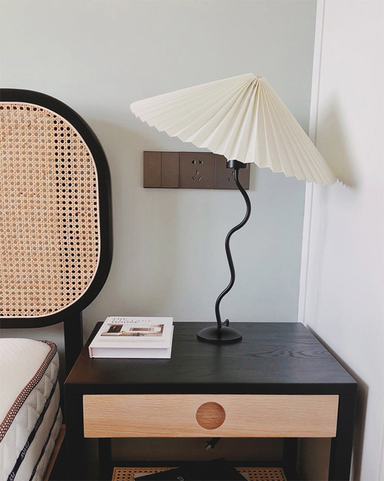 Diff Wavy Pleated Table Lamp-DF8001
