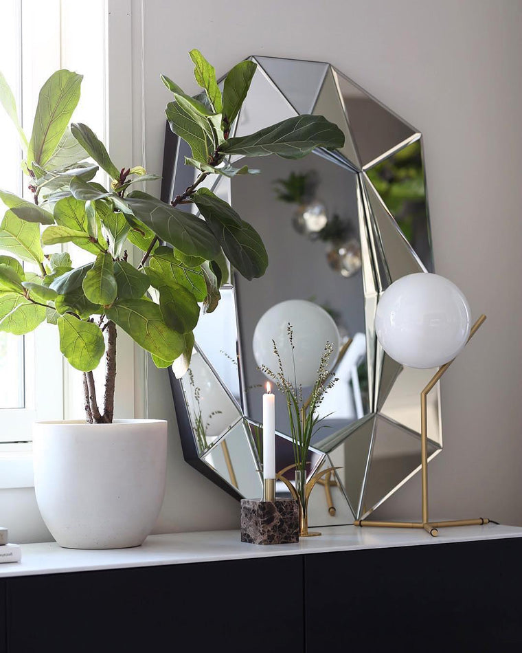 Diff Milk Glass Globe Table Lamp-DF8011