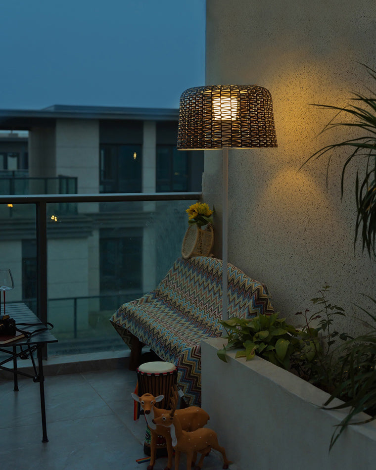 Diff Solar Rattan Floor lamp Outdoor Light-DF9011