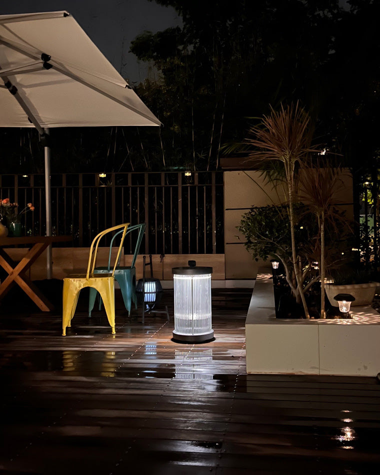 Diff Solar Pleated Glass Lantern Outdoor Light-DF9043
