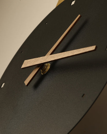Diff  Sculptural Wall Clock with Led Light-DF6087