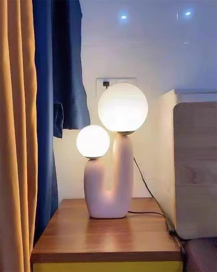 Diff Globe Sculptural Table Lamp-DF8007